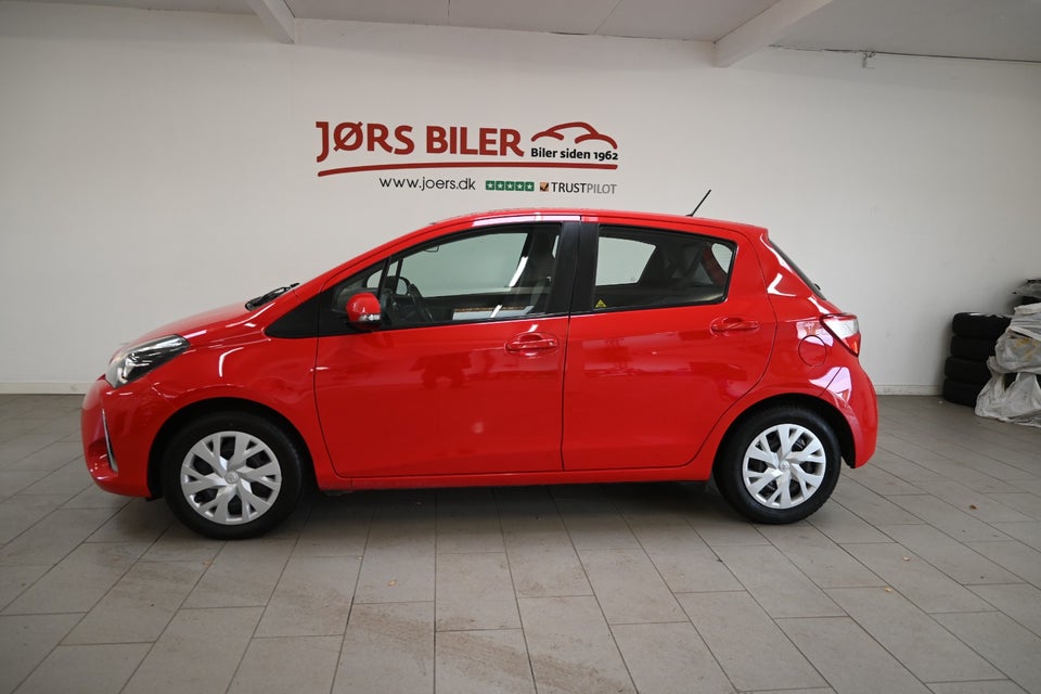 Toyota Yaris 1,0 VVT-i T2 5d