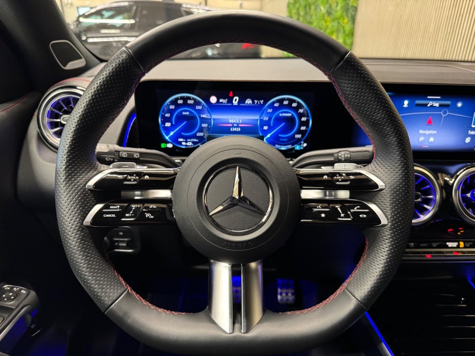 Mercedes EQB250+ AMG Premium 7prs 5d