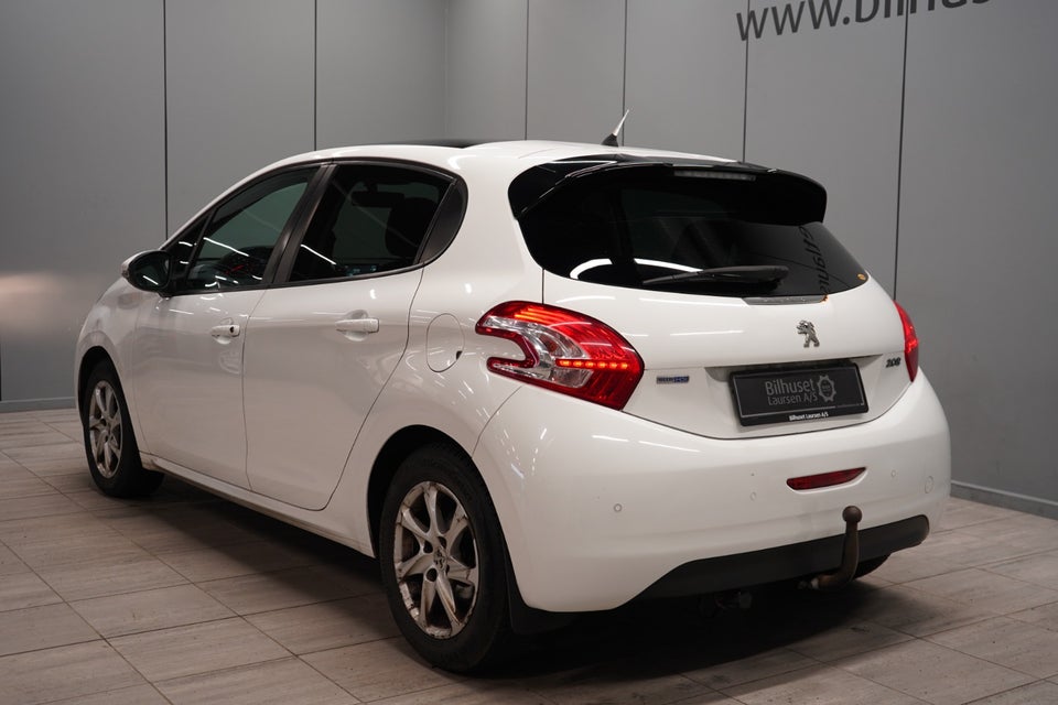 Peugeot 208 1,6 BlueHDi 100 Allure 5d