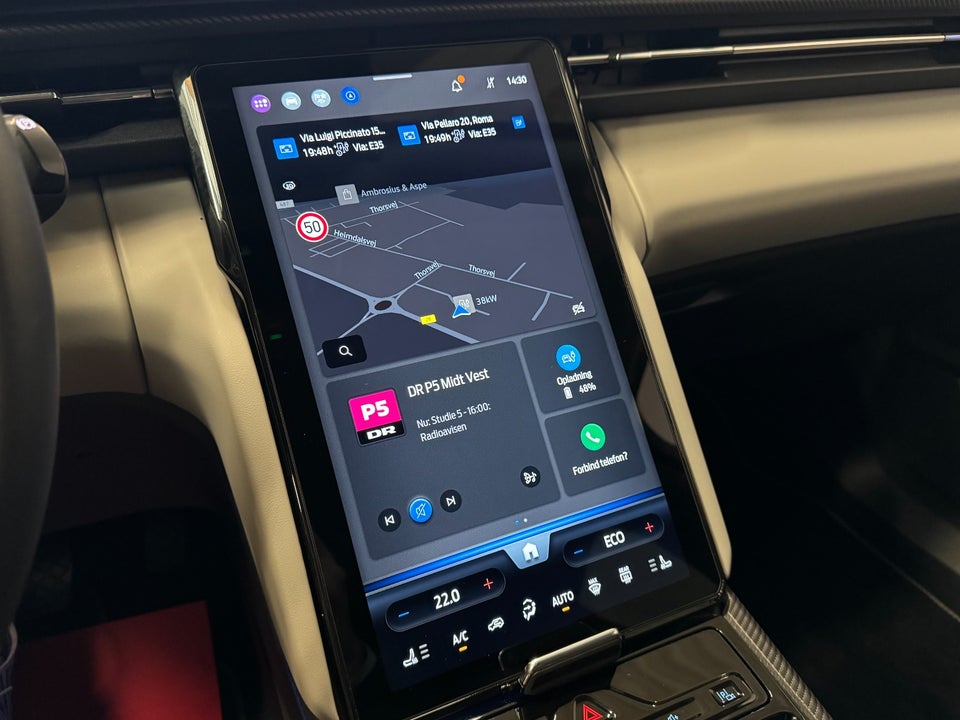 Ford Explorer 77 Premium Extended Range 5d