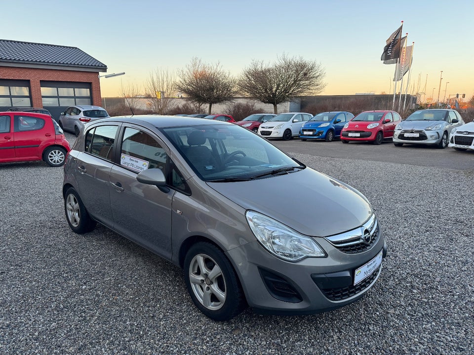 Opel Corsa 1,0 12V Enjoy 5d