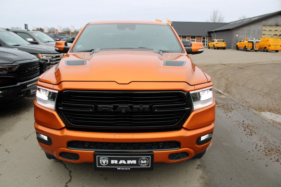 Dodge RAM 1500 5,7 Sport Crew Cab aut. 4d