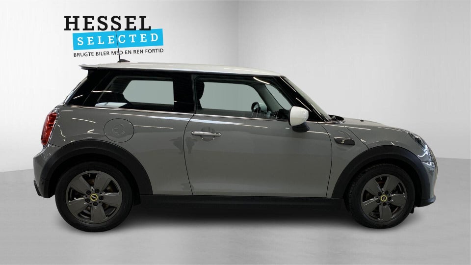 MINI Cooper SE Essential 3d