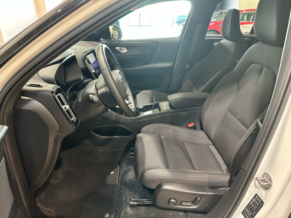 Volvo XC40 ReCharge Plus 5d