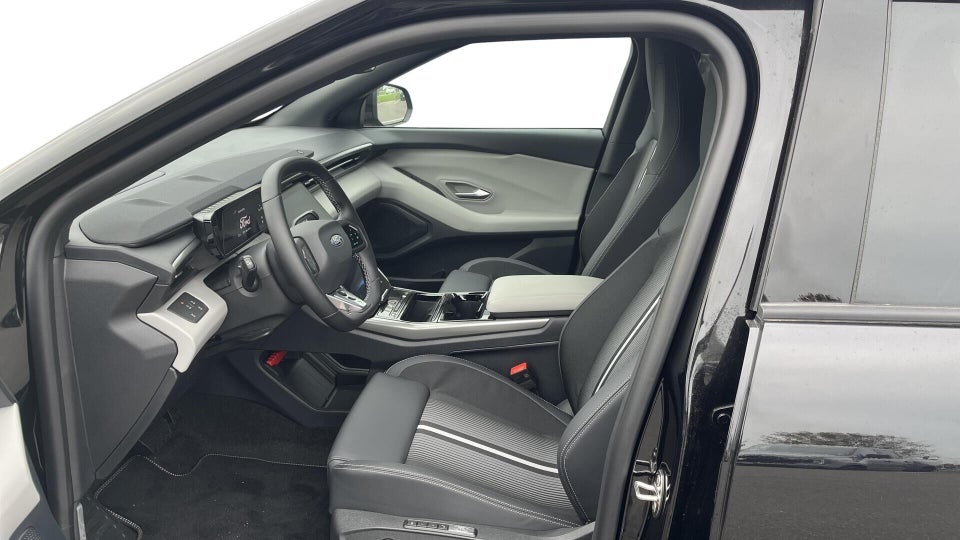 Ford Capri 82 Select Extended Range 5d