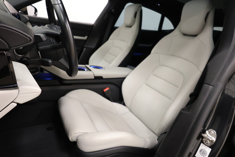 Porsche Taycan 4S Performance+ Cross Turismo 5d