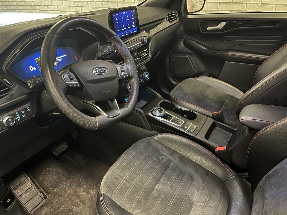 Ford Kuga 2,5 PHEV ST-Line X CVT 5d