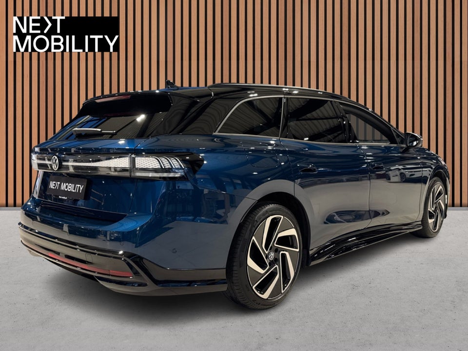 VW ID.7 77 Style Tourer 5d