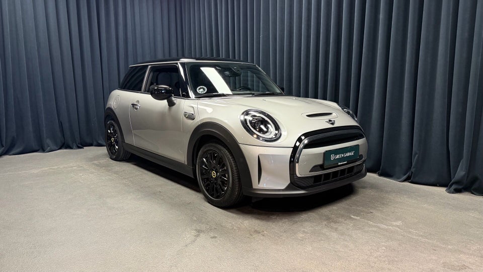 MINI Cooper SE Classic Trim 3d