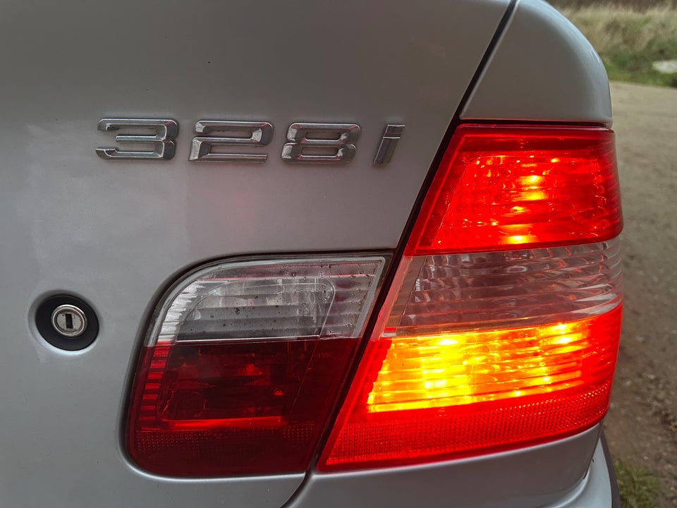 BMW 328i 2,8 aut. 4d