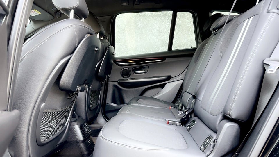 BMW 218i 1,5 Gran Tourer Sport Line aut. 7prs 5d