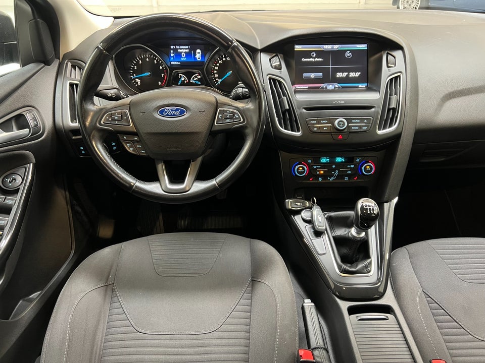 Ford Focus 1,0 SCTi 125 Titanium stc. 5d