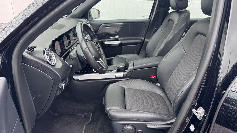 Mercedes EQB250 Business Line 5d