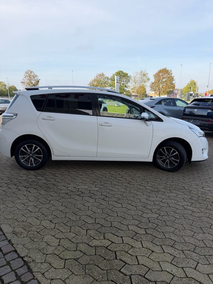 Toyota Verso 1,8 VVT-i T2 Touch 7prs 5d