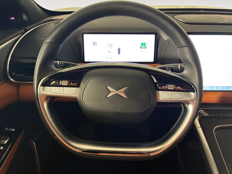 Xpeng G9 Standard Range 5d