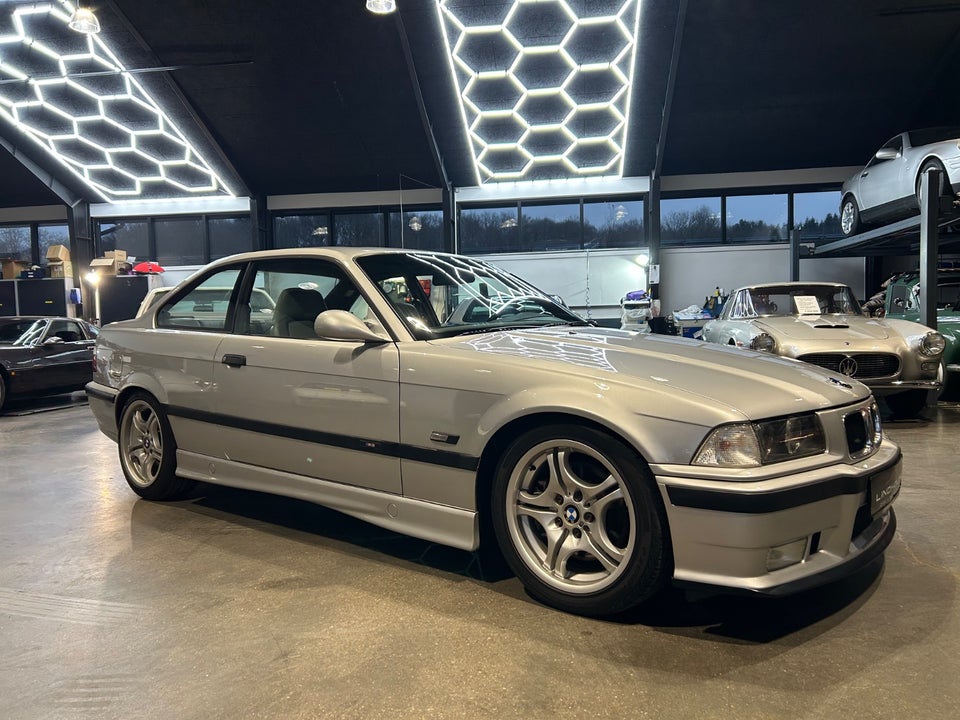 BMW M3 3,0 Coupé 2d