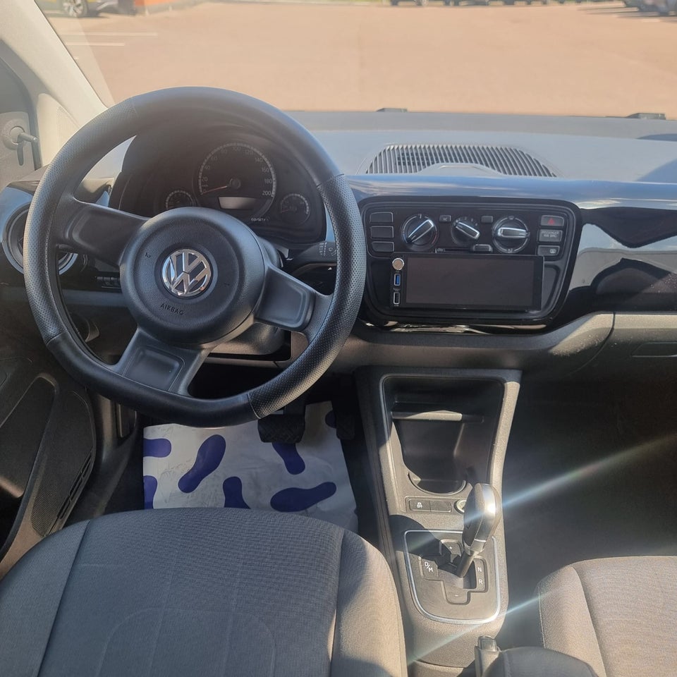 VW Up! 1,0 75 Cheer Up! ASG 5d