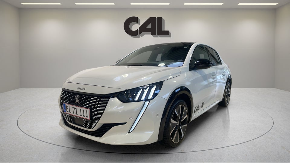 Peugeot e-208 50 GT Sky 5d
