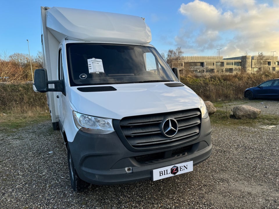 Mercedes Sprinter 319 3,0 CDi A3 Chassis aut. RWD 2d