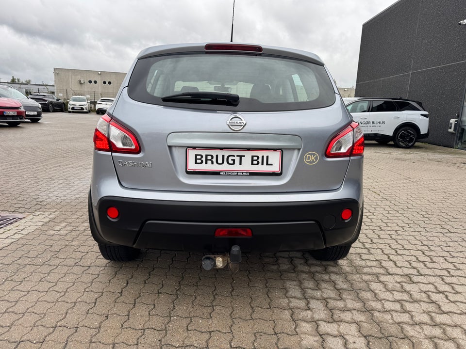 Nissan Qashqai 1,6 Visia 5d