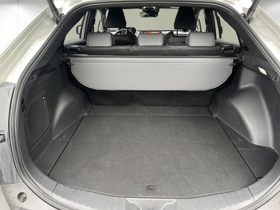 Toyota bZ4X Executive 5d