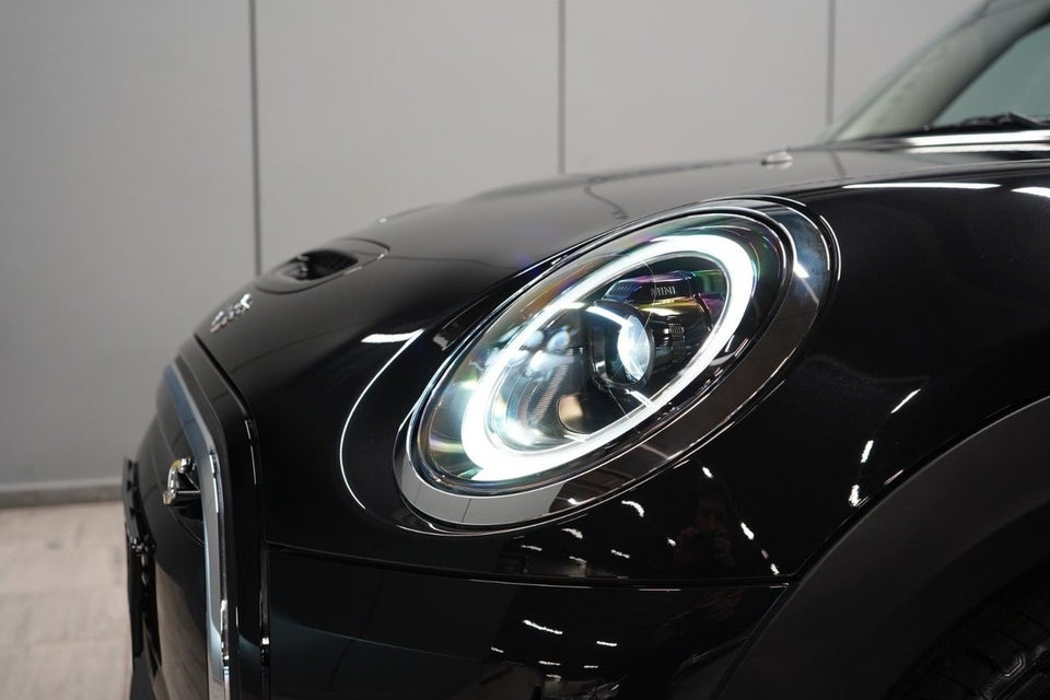 MINI Cooper SE Classic Trim 3d