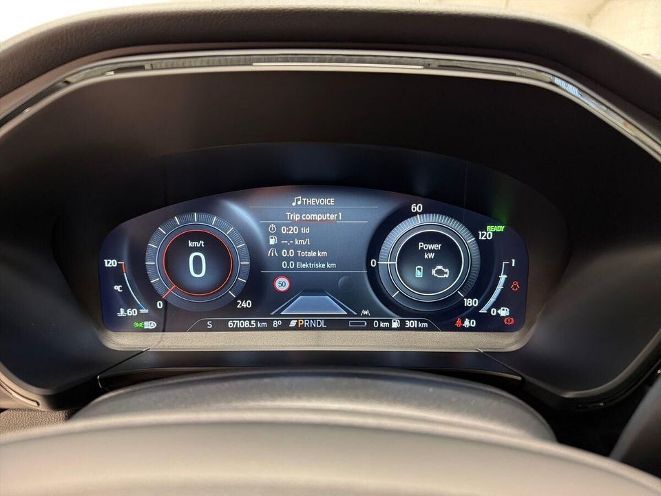 Ford Kuga 2,5 PHEV ST-Line X CVT 5d