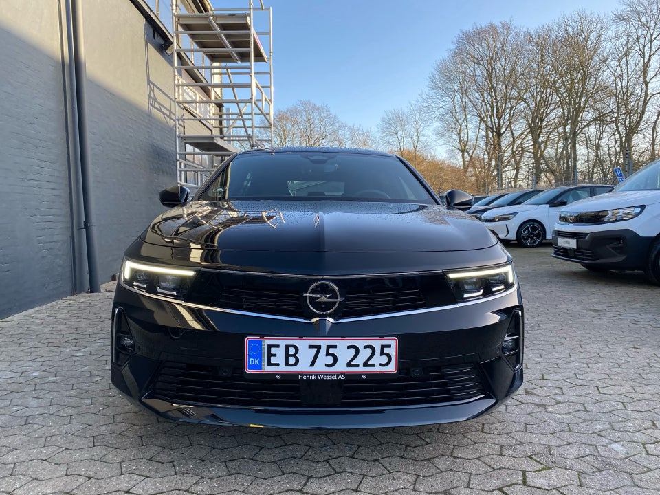 Opel Astra 1,6 PHEV Ultimate aut. 5d