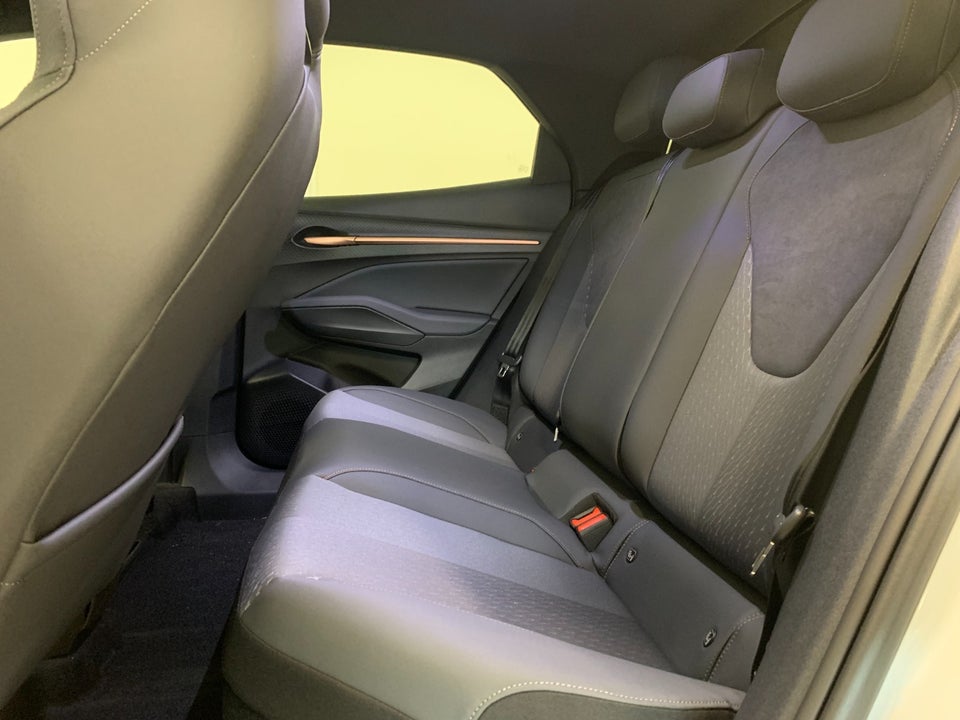 Cupra Raval 52 Dynamic+ 5d