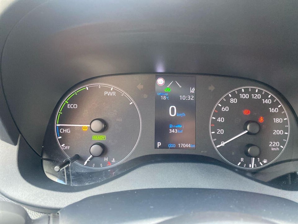 Toyota Yaris 1,5 Hybrid Essential e-CVT 5d
