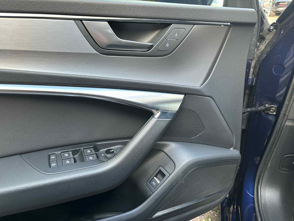 Audi A6 45 TFSi Avant S-tr. 5d