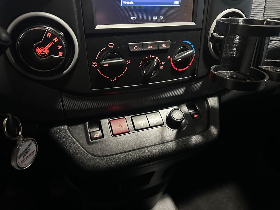 Peugeot Partner 1,6 BlueHDi 100 L2 ESG Flex Van 5d