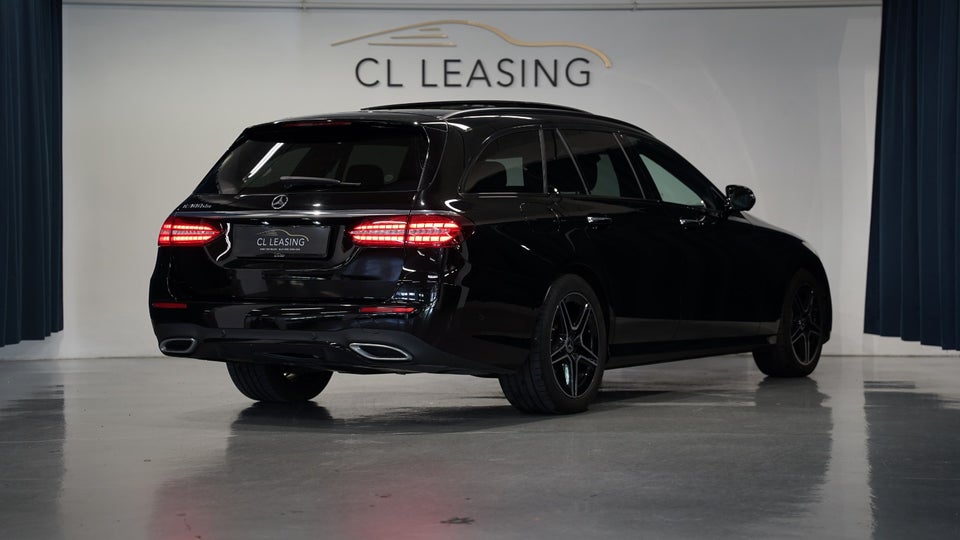 Mercedes E300 de 2,0 AMG Line stc. aut. 5d