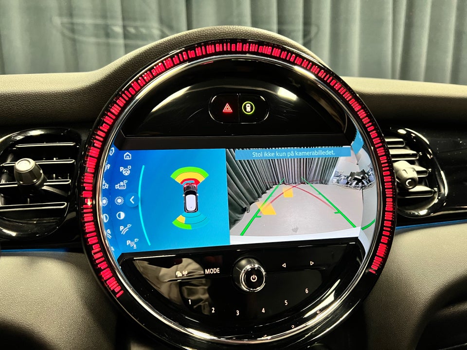 MINI Cooper SE Classic Trim 3d