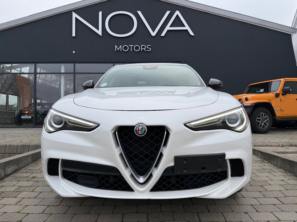 Alfa Romeo Stelvio 2,9 V6 Quadrifoglio aut. Q4 5d