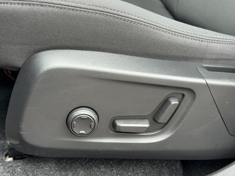 Volvo XC40 P6 ReCharge Plus 5d