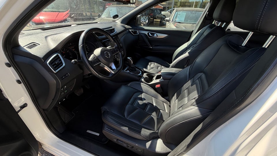 Nissan Qashqai 1,3 Dig-T 160 Tekna+ 5d