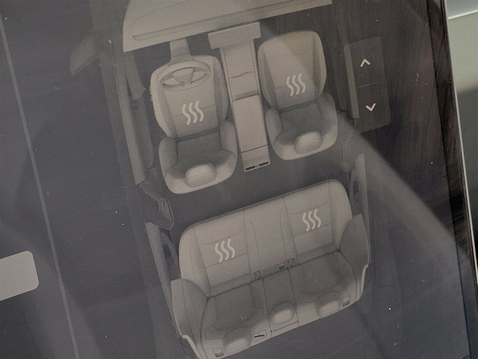 Tesla Model 3 Long Range AWD 4d