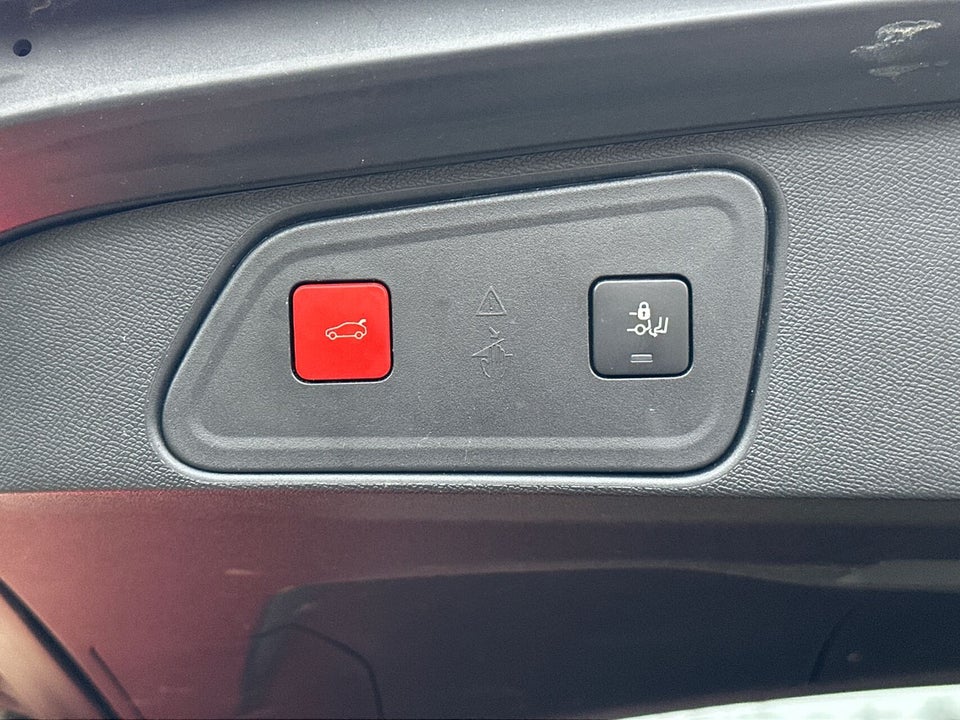 Peugeot 3008 1,6 Hybrid Allure Limited EAT8 5d