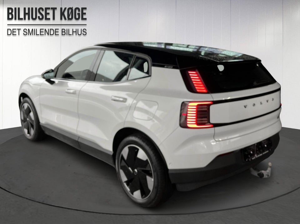 Volvo EX30 Extended Range Ultra 5d