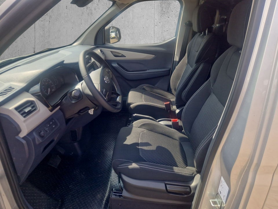 Maxus e-Deliver 3 50 Cargo Van LWB