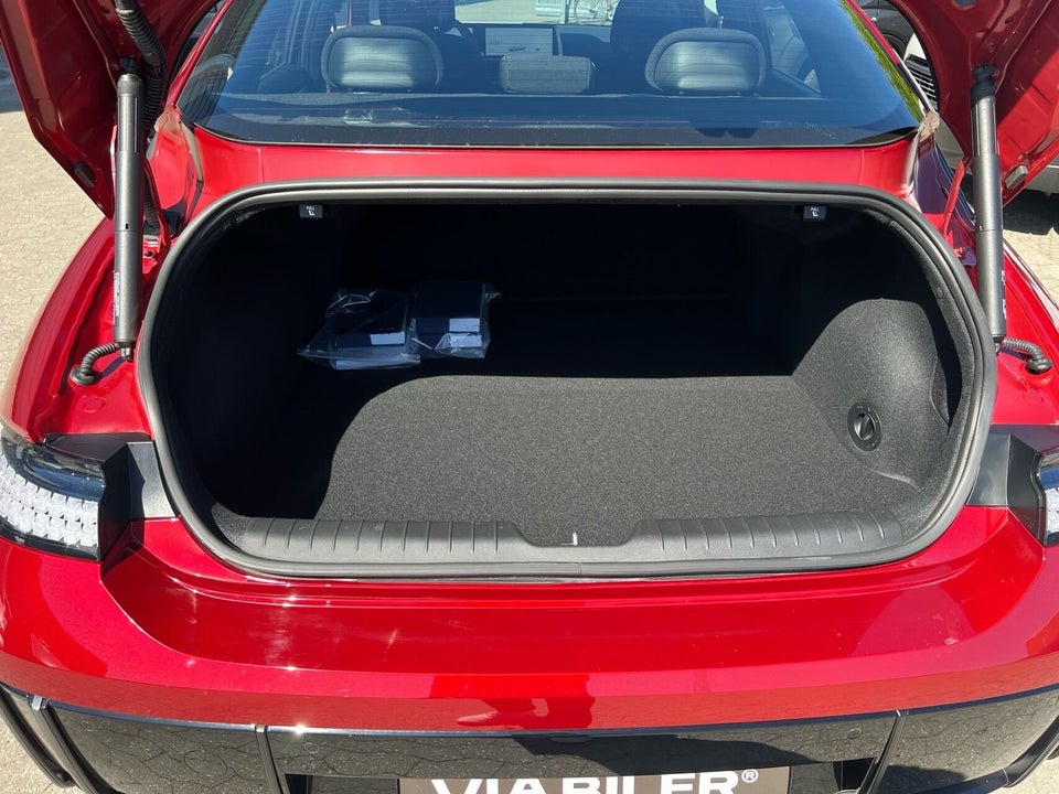 Hyundai Ioniq 6 53 Essential 4d