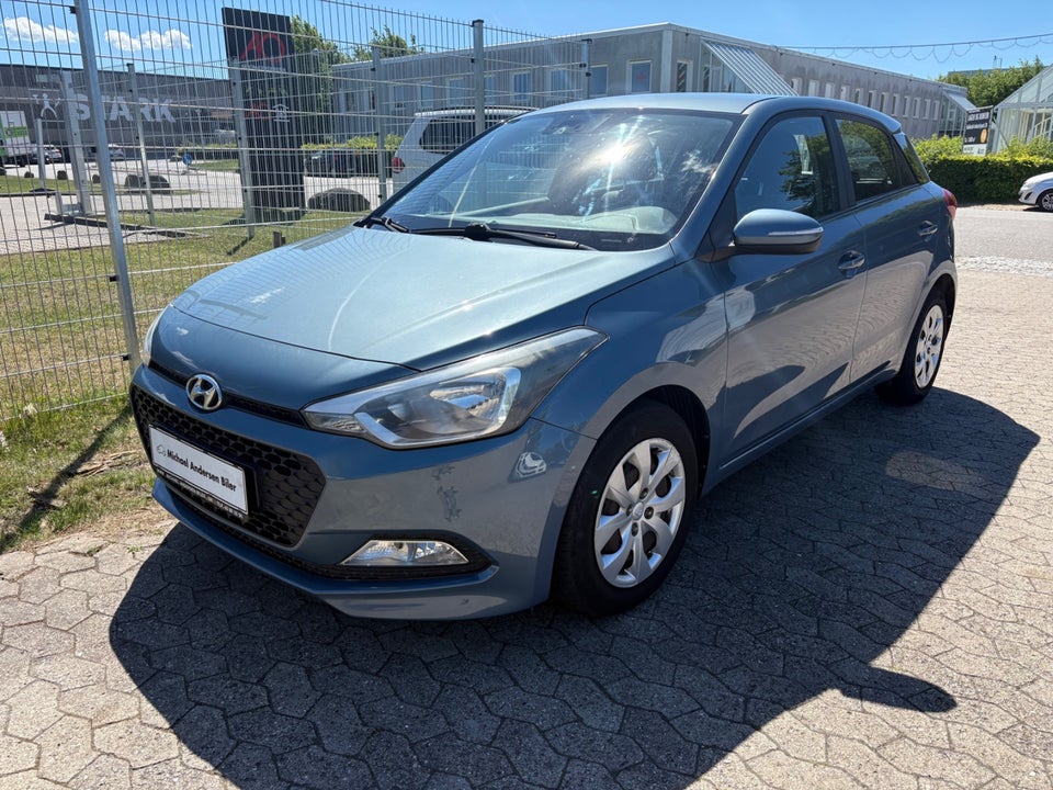 Hyundai i20 1,4 Trend aut. 5d
