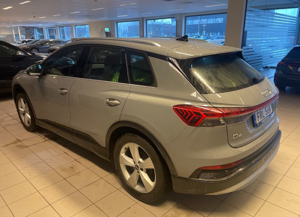 Audi Q4 e-tron 40 Advanced 5d
