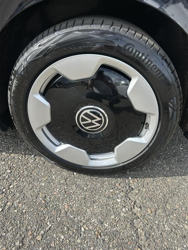VW ID. Buzz 77 Life 75 Years Edition SWB 5d