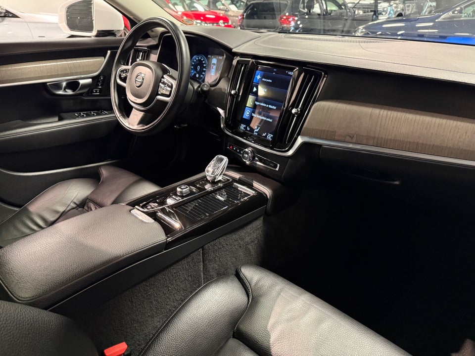 Volvo V90 2,0 T8 ReCharge Inscription aut. AWD 5d