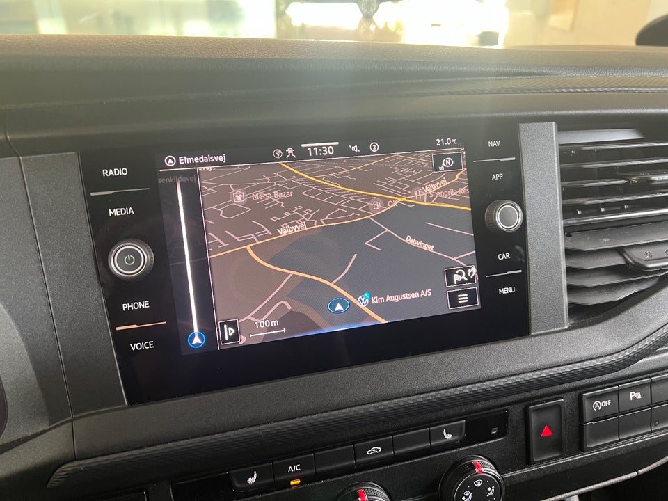 VW Transporter 2,0 TDi 150 Kassevogn DSG lang