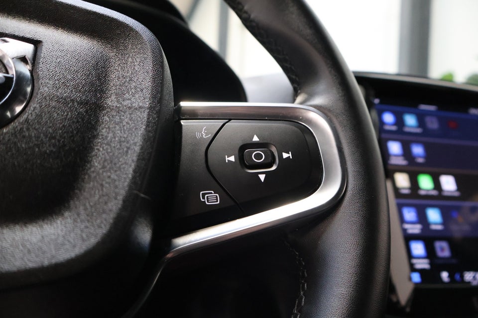 Volvo XC40 P8 ReCharge Twin Plus 5d