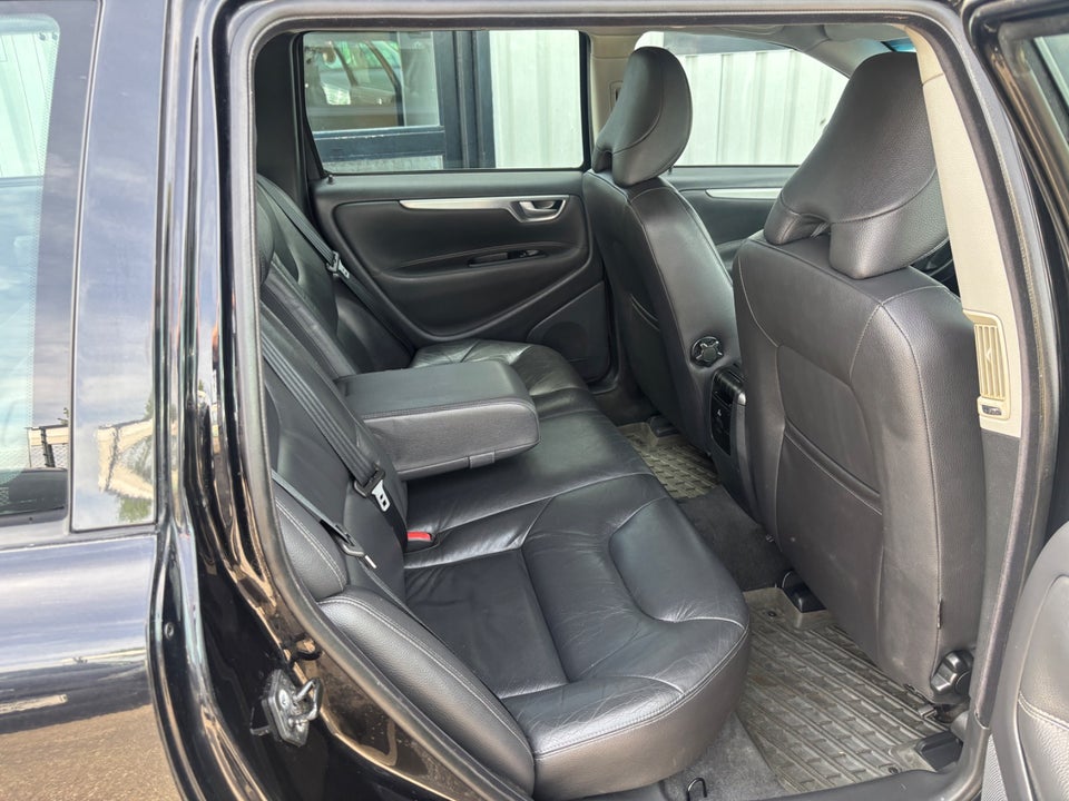 Volvo V70 2,4 170 aut. 5d