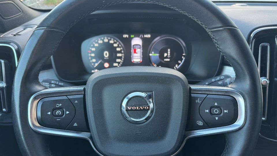 Volvo XC40 1,5 T5 ReCharge Plus Dark aut. 5d